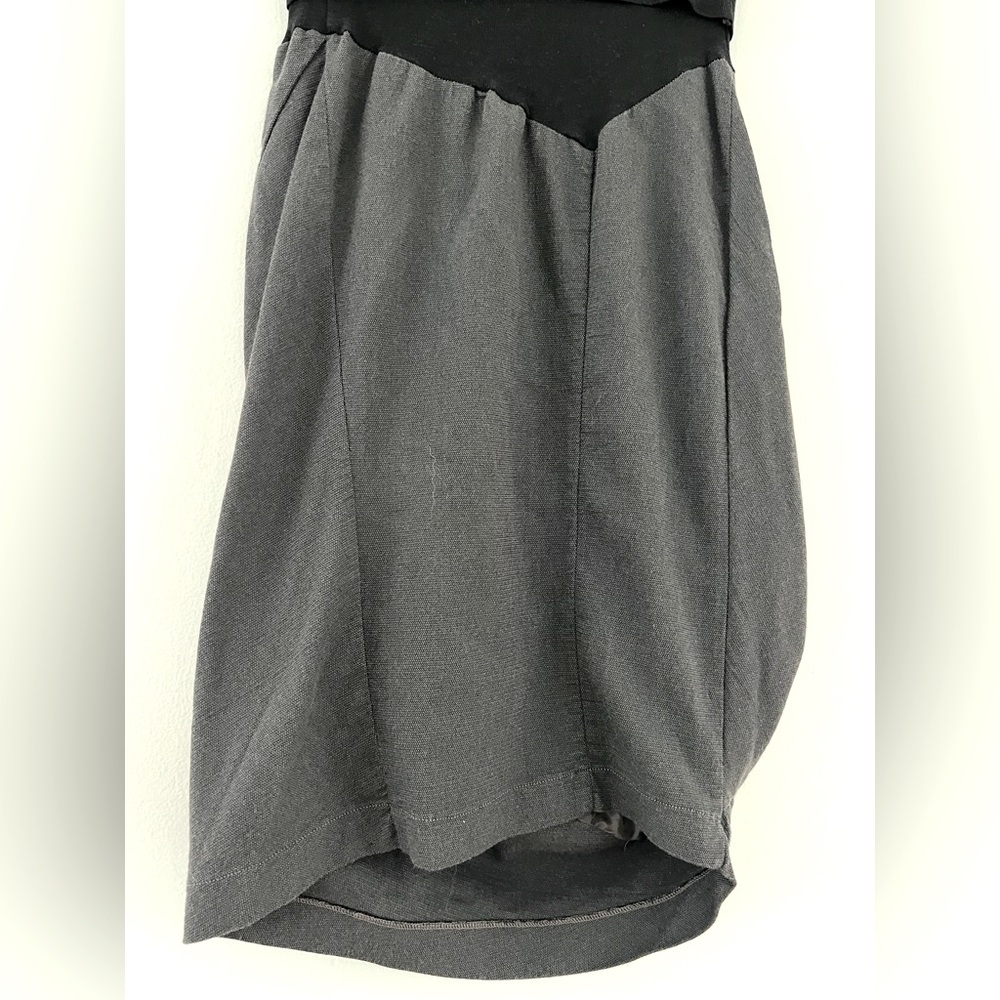 NEW Modern twist to the Pencil Skirt by Transit